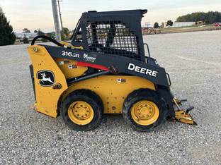 2022 John Deere 316GR