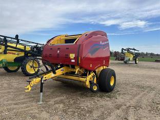2022 New Holland ROLL-BELT 560