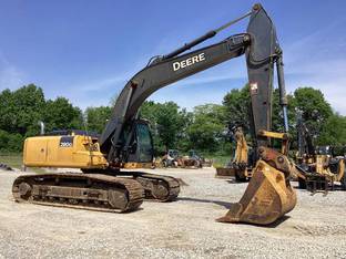 2013 John Deere 290G LC