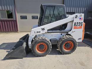2003 Bobcat A220