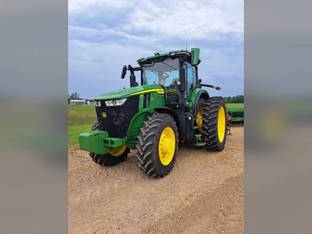 2023 John Deere 7R 250