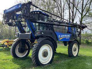 2021 New Holland SP370F
