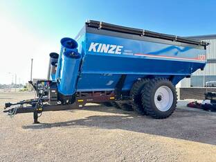 2024 Kinze 1121 Row Crop Grain Cart