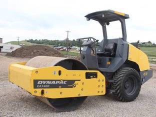 2017 Dynapac CA1400D