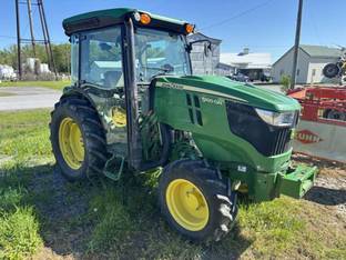 2018 John Deere 5100GN