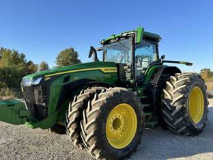2023 John Deere 8R 370