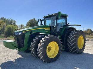 2023 John Deere 8R 370