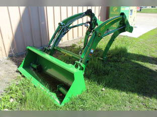2023 John Deere 320R