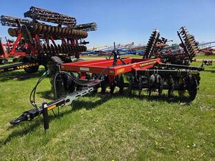 2024 Versatile SD650