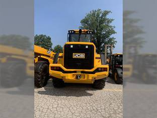 2022 JCB 427