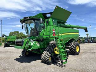 2022 John Deere S780