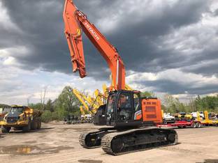2022 Hitachi ZX345US LC-7H
