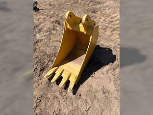 2017 John Deere 18IN310