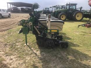 2019 Great Plains YP825A3P-1638