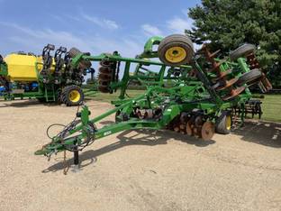 2021 John Deere 2720