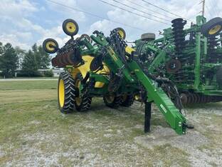 2023 John Deere 2530L