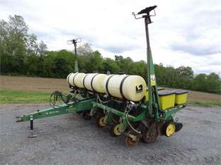 1994 John Deere 7200