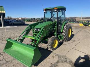 2023 John Deere 4066R