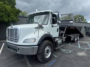 2015 Freightliner M2 112