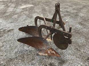 Massey-Ferguson 12AO28