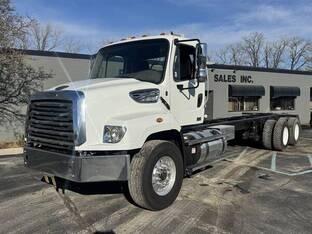 2017 Freightliner 114SD