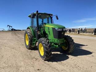 2023 John Deere 6120E