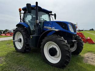 2025 New Holland T7.260