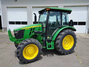2022 John Deere 5075E