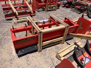 2024 Land Pride BB2572