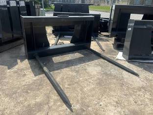 2022 IronCraft Low Back Double Hay Spear