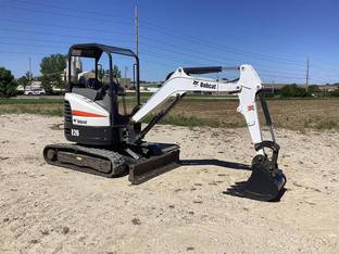 2015 Bobcat E26