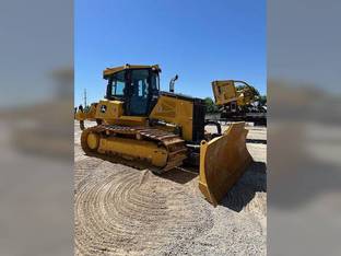 2022 John Deere 750L LGP