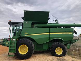 2012 John Deere S690