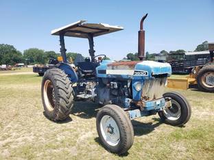 New Holland 3930