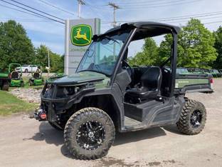 2021 John Deere GATOR XUV 835M
