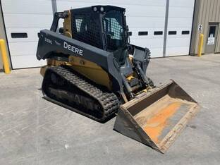 2018 John Deere 333G