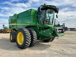 2016 John Deere S670