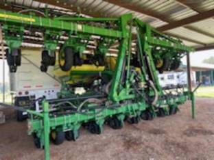 2015 John Deere 1725 CCS