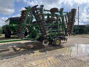 2012 John Deere 2623