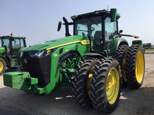 2022 John Deere 8R 340