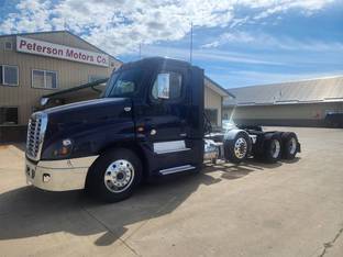 2017 Freightliner CASCADIA 125