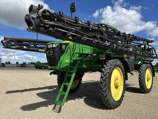 2020 John Deere R4044
