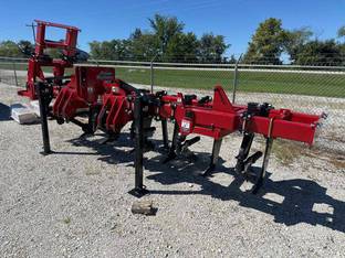 2023 Unverferth ZONEBUILDER 112