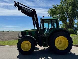 2011 John Deere 6830