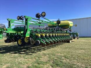 2015 John Deere DB60