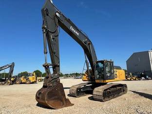 2022 John Deere 350G LC