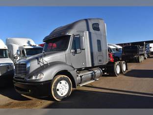 2006 Freightliner COLUMBIA 120