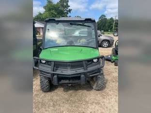 2019 John Deere XUV835M