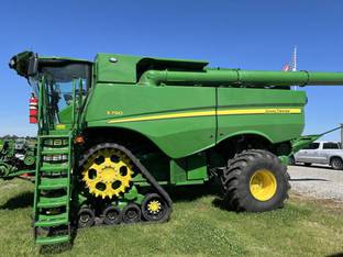 2023 John Deere S790