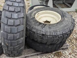 MICHELIN 9.00R16